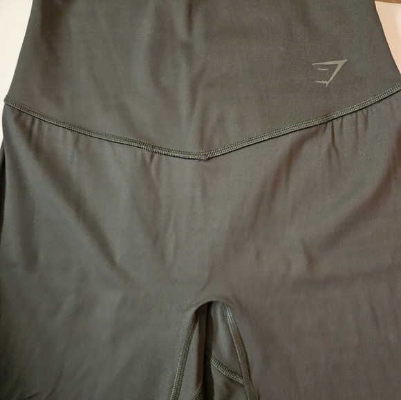 Gymshark ELEVATE LEGGINGS Moss Olive - Picture 2 of 5